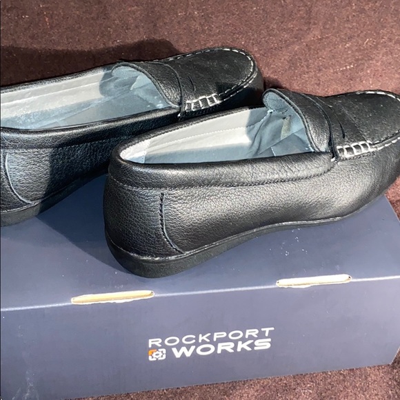 rockport women's steel toe shoes